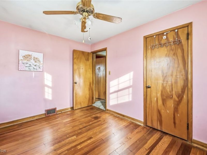 327 W Park Avenue, Hubbard, OH 44425 Photo 33