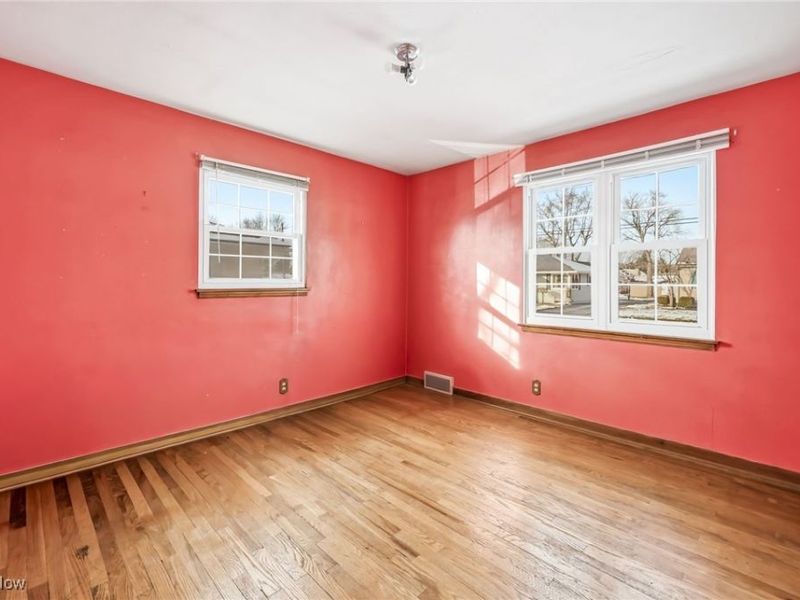 327 W Park Avenue, Hubbard, OH 44425 Photo 36