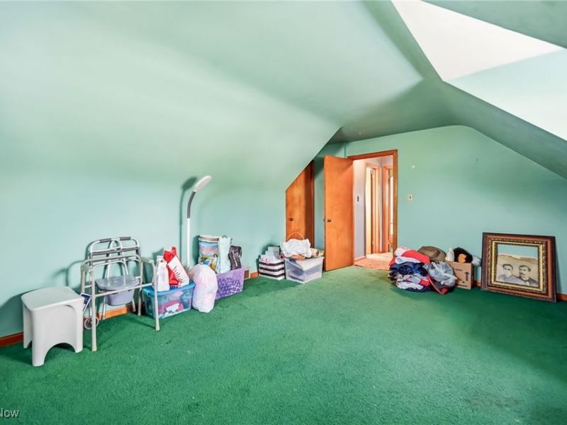 327 W Park Avenue, Hubbard, OH 44425 Photo 37