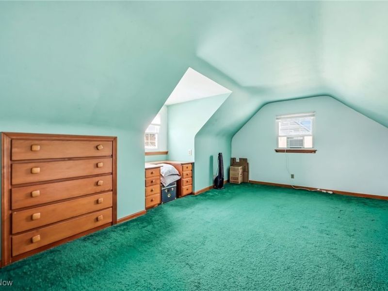 327 W Park Avenue, Hubbard, OH 44425 Photo 38