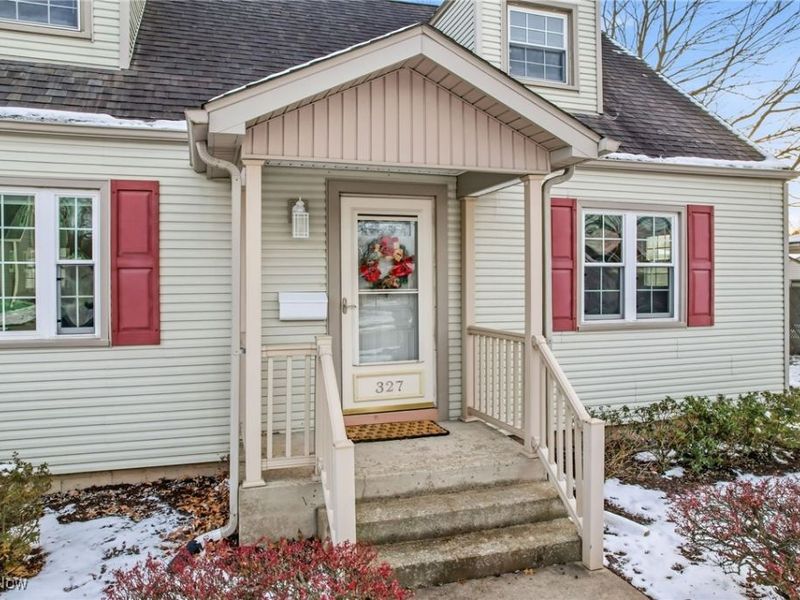 327 W Park Avenue, Hubbard, OH 44425 Photo 6