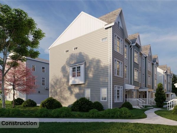 7 Mosaic Court, University Heights, OH 44118