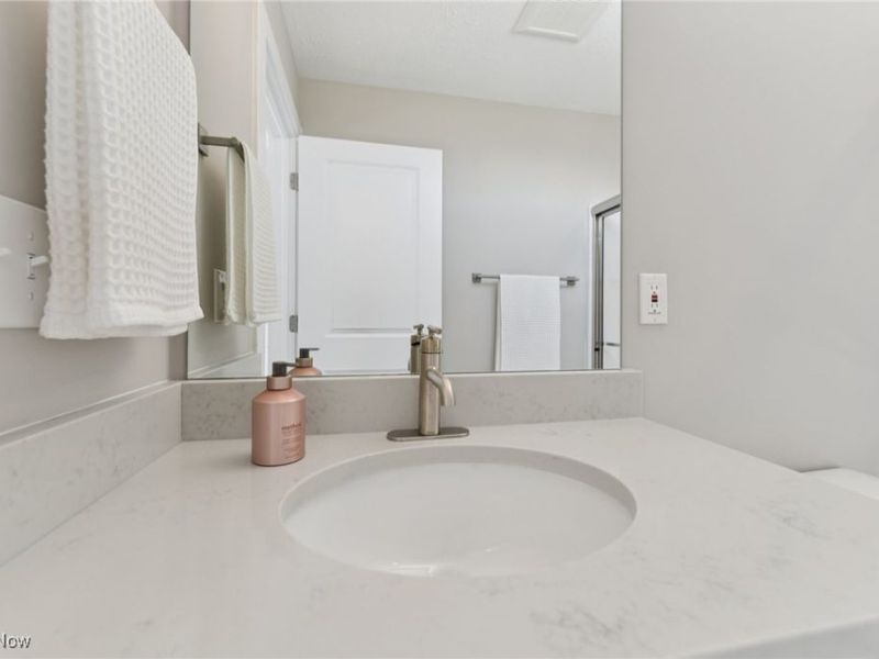 7 Mosaic Court, University Heights, OH 44118 Photo 13