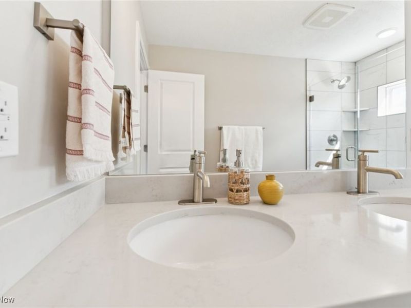 7 Mosaic Court, University Heights, OH 44118 Photo 26