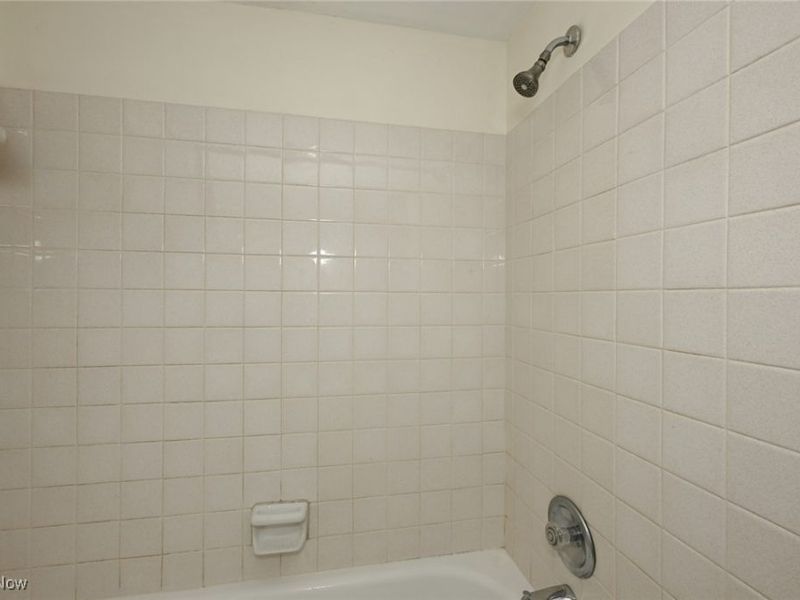 1105 Canyon View #303 Road, Sagamore Hills, OH 44067 Photo 14