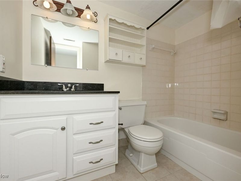 1105 Canyon View #303 Road, Sagamore Hills, OH 44067 Photo 15