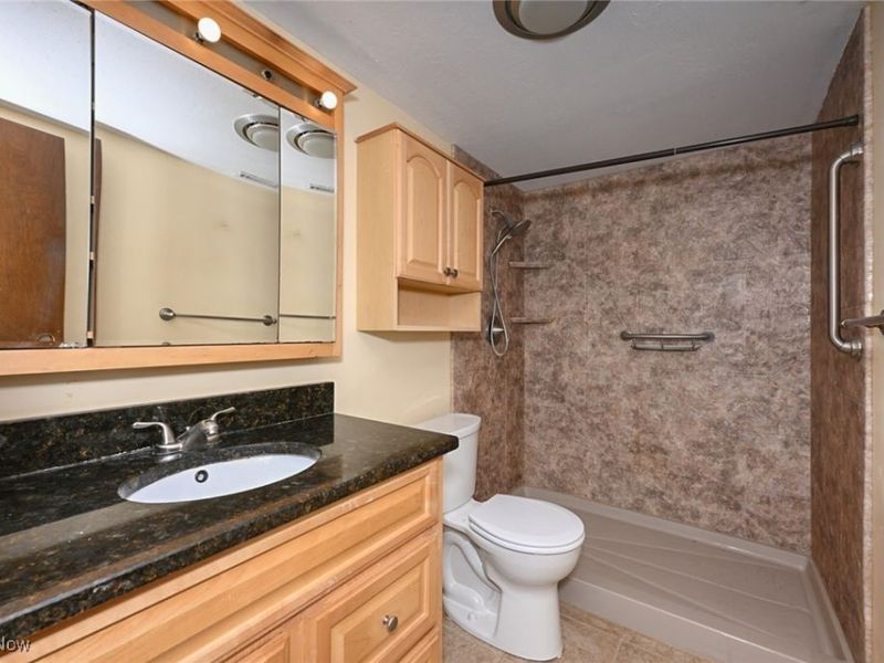 1105 Canyon View #303 Road, Sagamore Hills, OH 44067 Photo 17