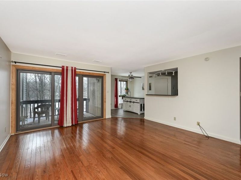 1105 Canyon View #303 Road, Sagamore Hills, OH 44067 Photo 3