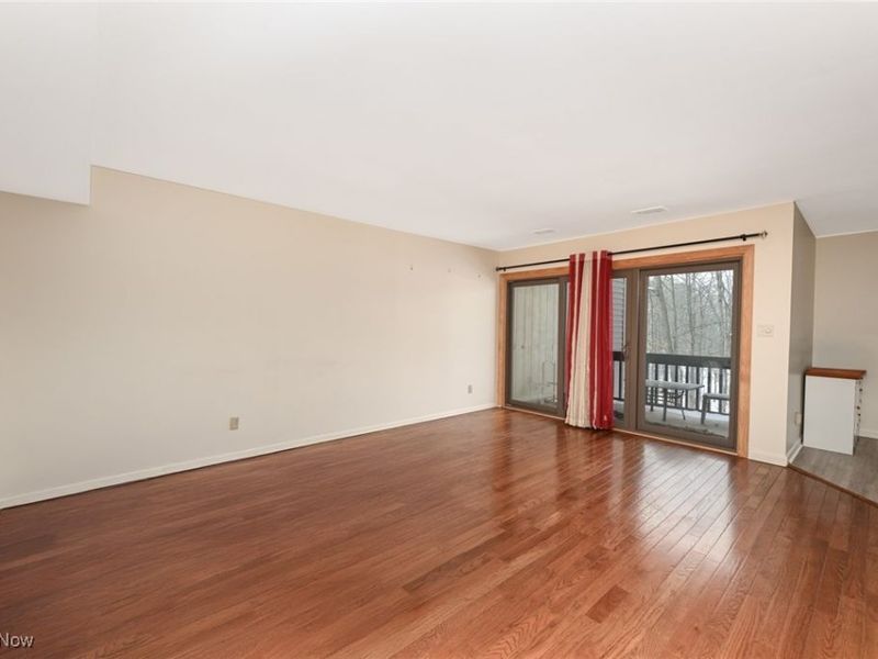 1105 Canyon View #303 Road, Sagamore Hills, OH 44067 Photo 5