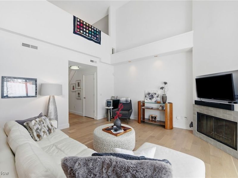 2614 Woodruff Court, Westlake, OH 44145 Photo 5