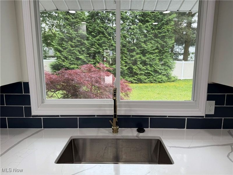 16667 Drake Road, Strongsville, OH 44136 Photo 12