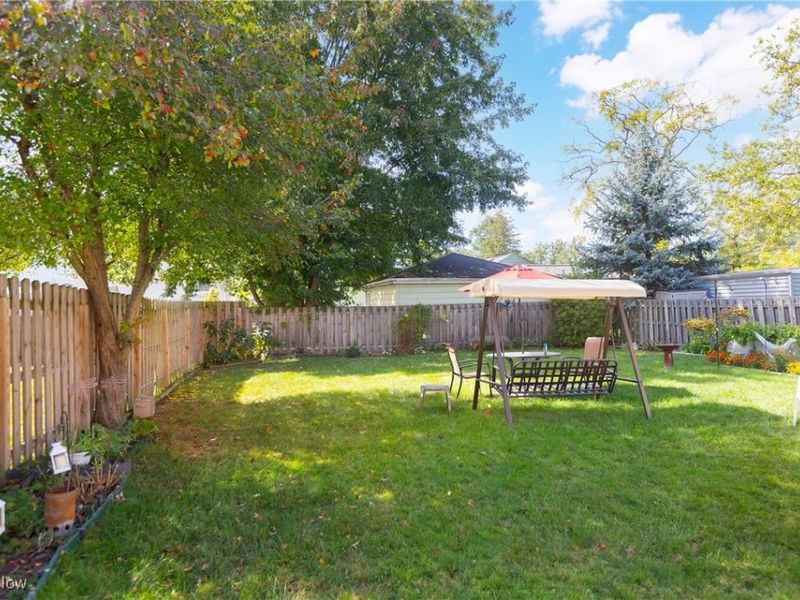 4134 W 204th Street, Fairview Park, OH 44126 Photo 38