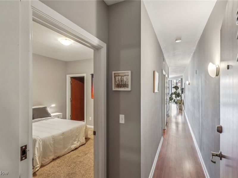 1237 Washington Avenue, Unit 611, Cleveland, OH 44113 Photo 9