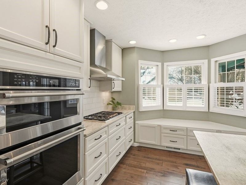 764 Hampton Court, Sagamore Hills, OH 44067 Photo 13