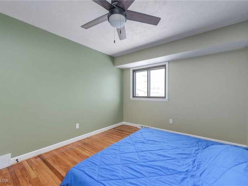 19312 Parkmount Avenue, Cleveland, OH 44135 Photo 17