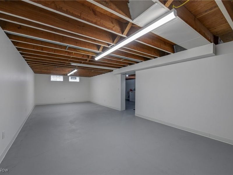 19312 Parkmount Avenue, Cleveland, OH 44135 Photo 26