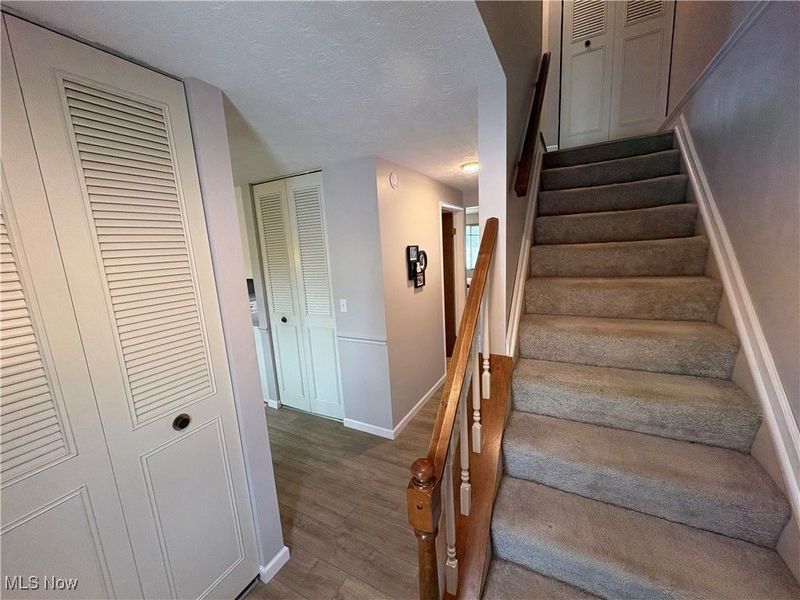 998 Hampton Ridge Drive, Akron, OH 44313 Photo 2