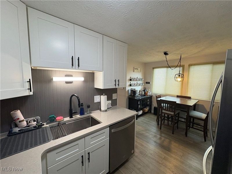 998 Hampton Ridge Drive, Akron, OH 44313 Photo 6