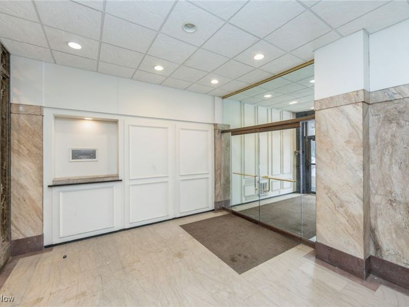 124 Middle Avenue, Unit 1000, Elyria, OH 44035 Photo 6