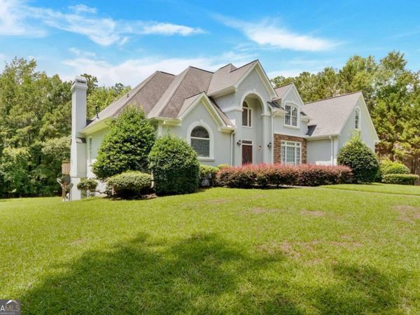 205 Mill Run, Fayetteville, GA 30214