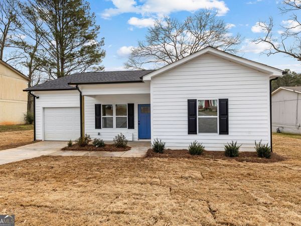 13 Midland Park Way, Newnan, GA 30263