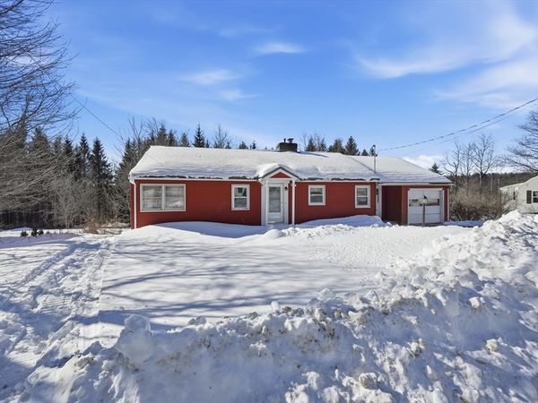 47 Old Post Rd, Worthington, MA 01098