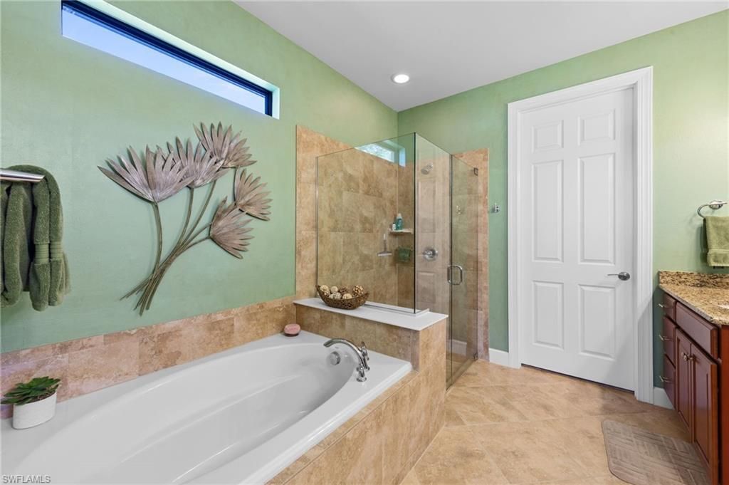 20206 Black Tree Ln, Estero, FL 33928 Photo