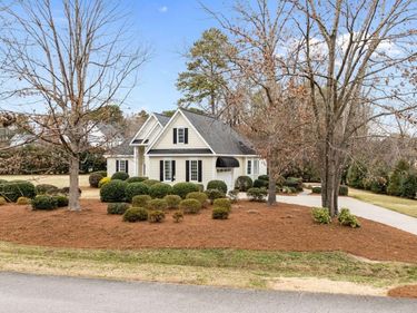 2448 Village Of Wakefield Drive, Zebulon, NC 27597