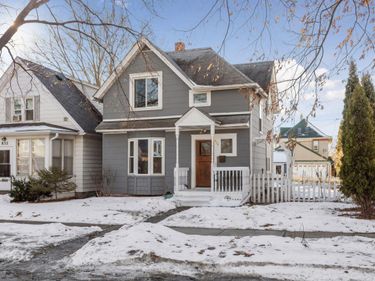 834 Watson Avenue, Saint Paul, MN 55102