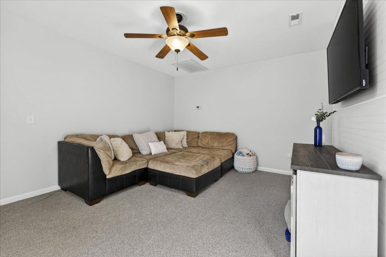 111 Brookhaven Road Photo 19