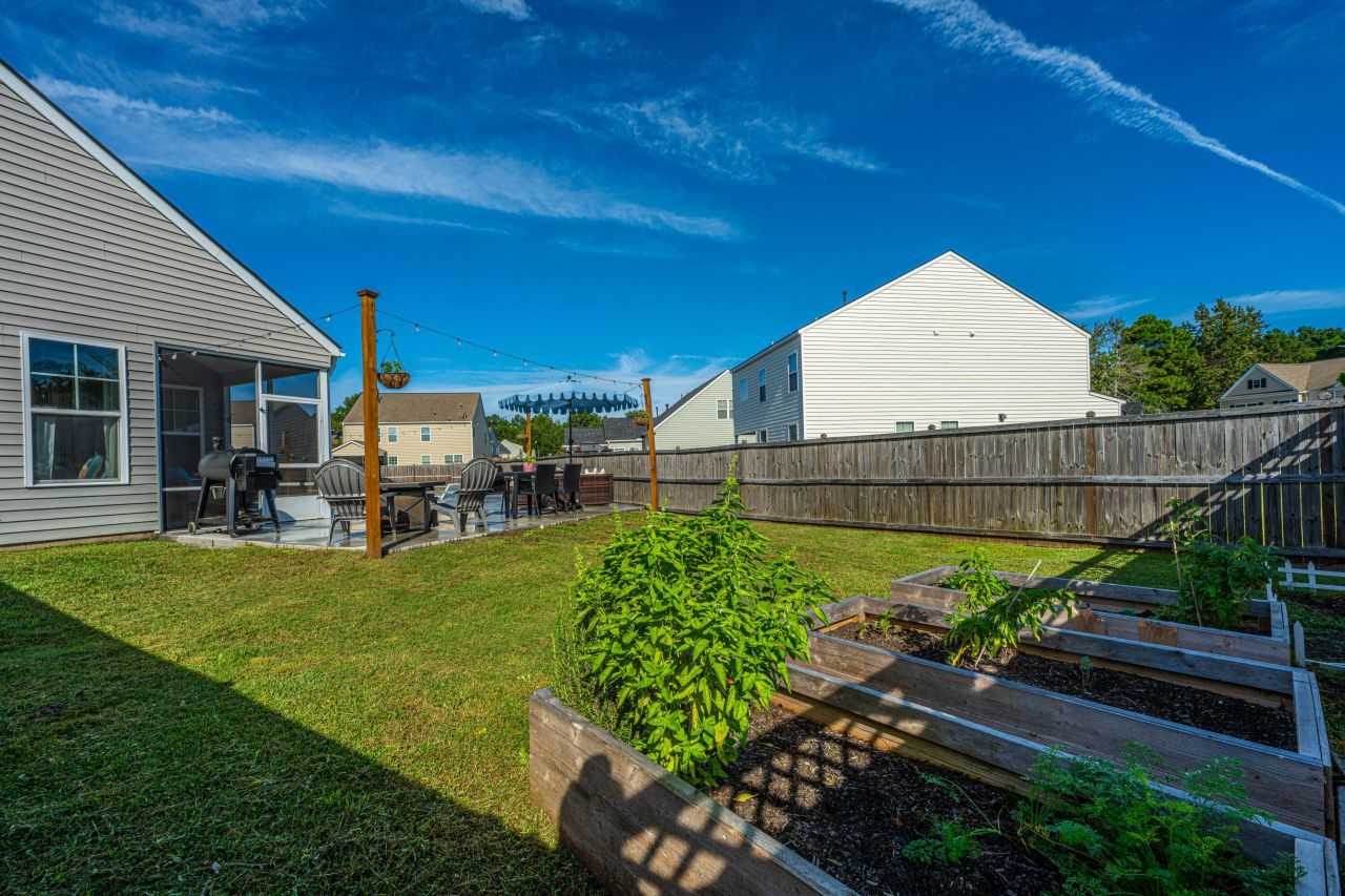 168 Netherfield Drive Photo 36