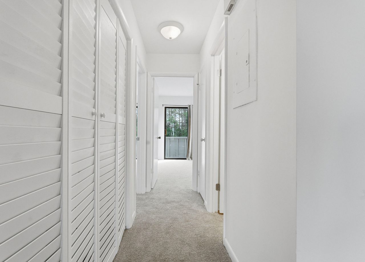 406 Waterwood Drive Photo 18