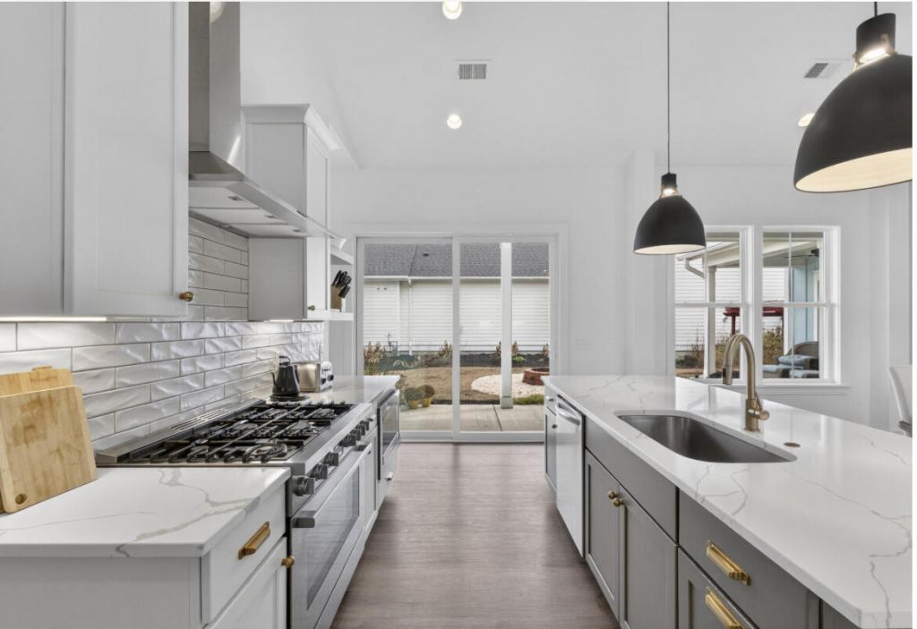 310 Ripple Park Drive Photo 14