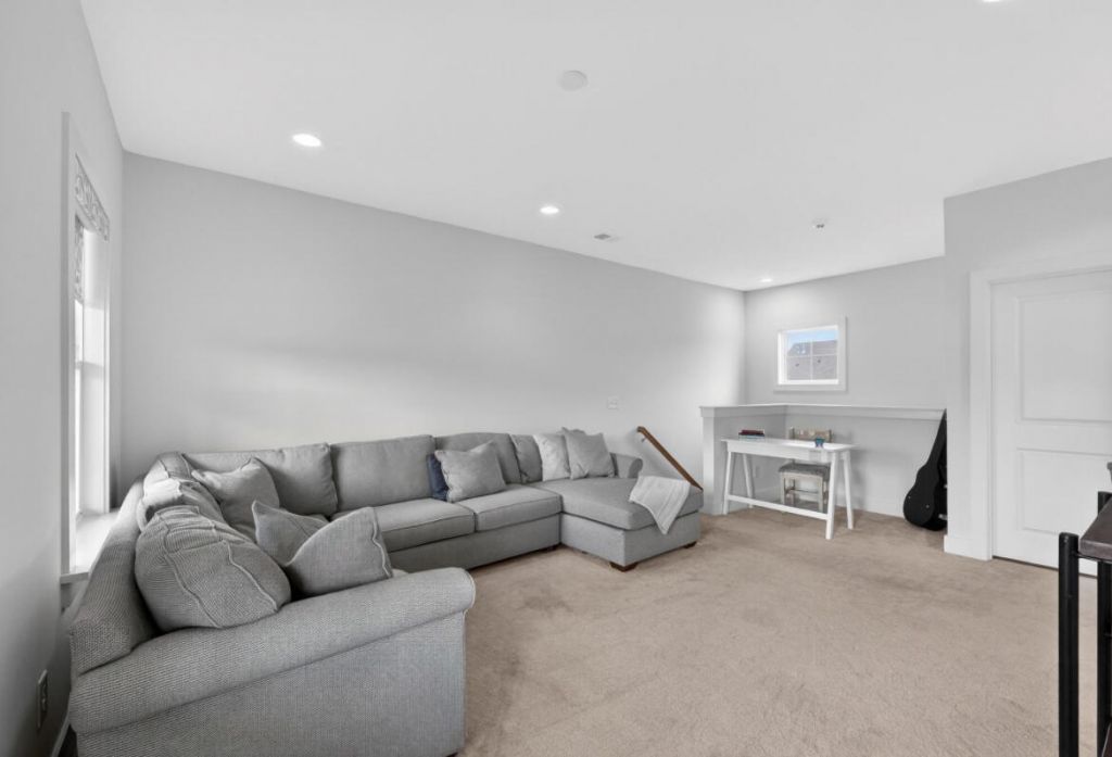 310 Ripple Park Drive Photo 25