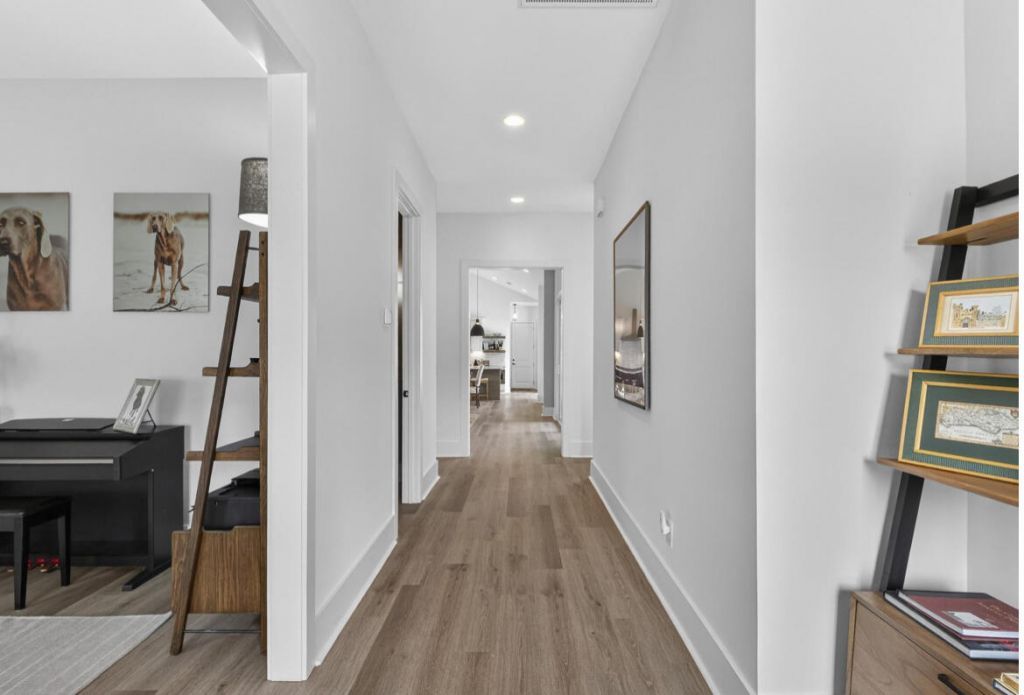 310 Ripple Park Drive Photo 6