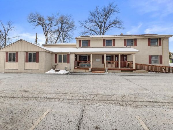 11801 W Janesville ROAD, Hales Corners, WI 53130