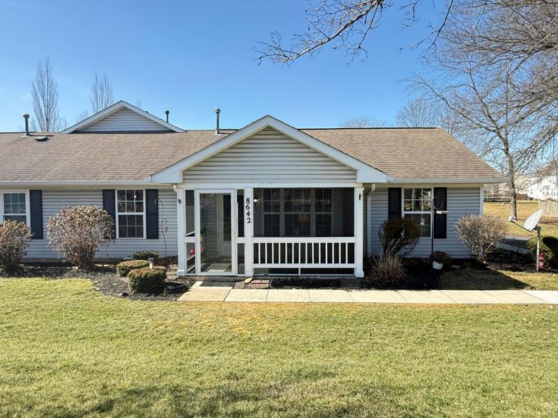 8642 Victoria Meadow Lane, Reynoldsburg, OH 43068 Photo 2