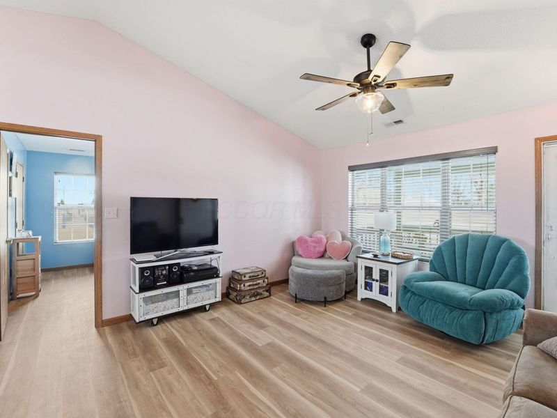 8642 Victoria Meadow Lane, Reynoldsburg, OH 43068 Photo 6