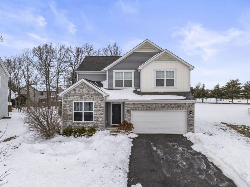 696 CLYDESDALE Way, Marysville, OH 43040 Photo 2