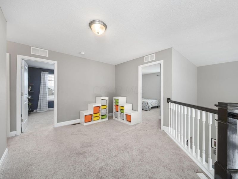 696 CLYDESDALE Way, Marysville, OH 43040 Photo 23