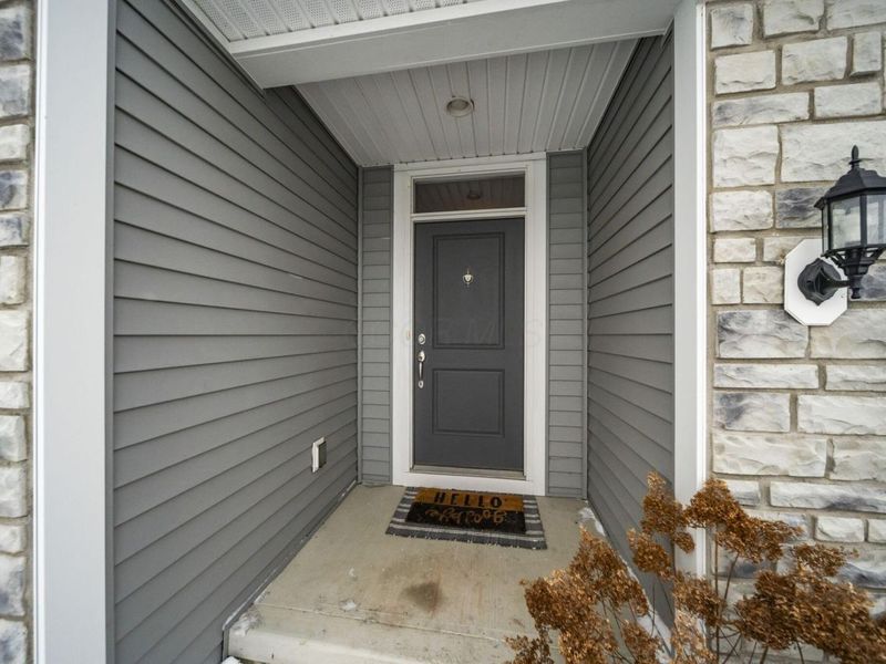 696 CLYDESDALE Way, Marysville, OH 43040 Photo 3