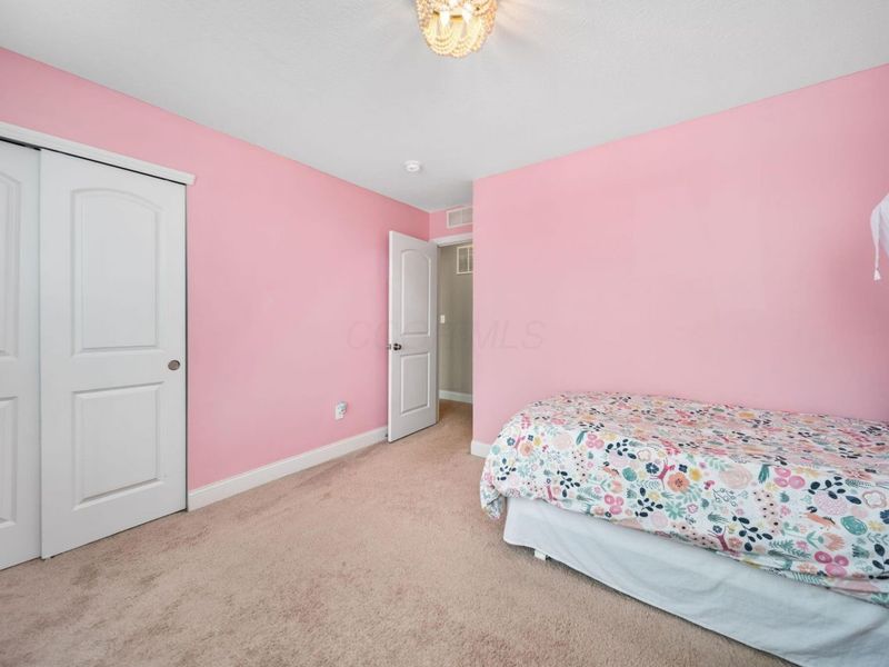 696 CLYDESDALE Way, Marysville, OH 43040 Photo 30