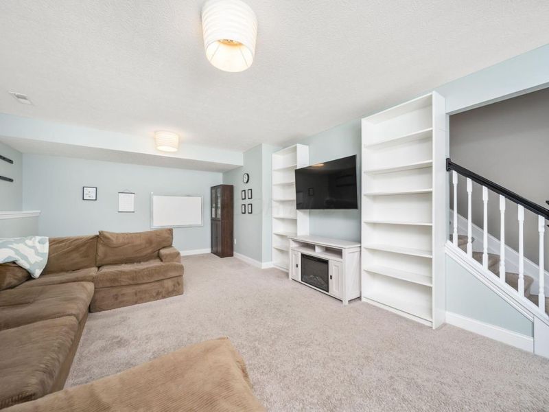 696 CLYDESDALE Way, Marysville, OH 43040 Photo 33