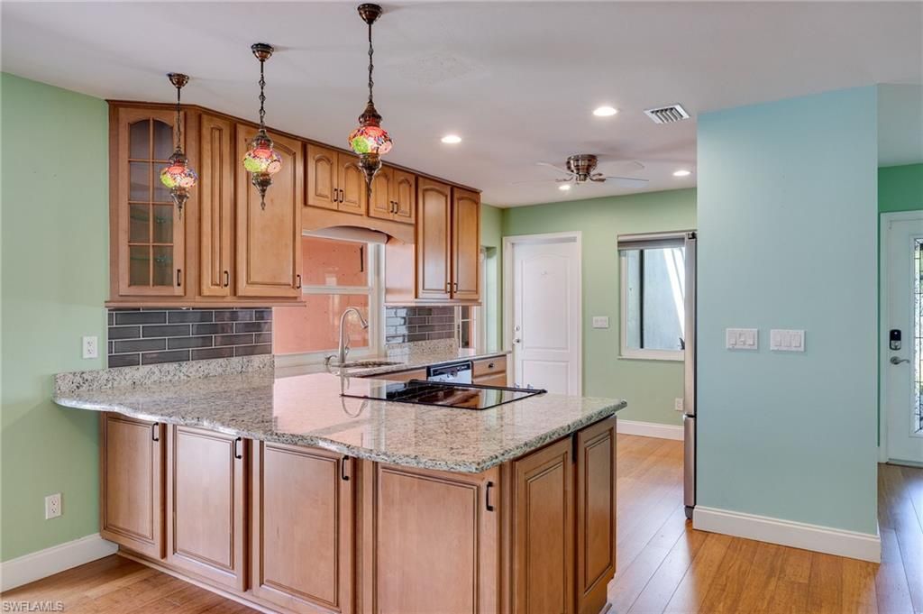 5824 Wild Fig Ln, Fort Myers, FL 33919 Photo