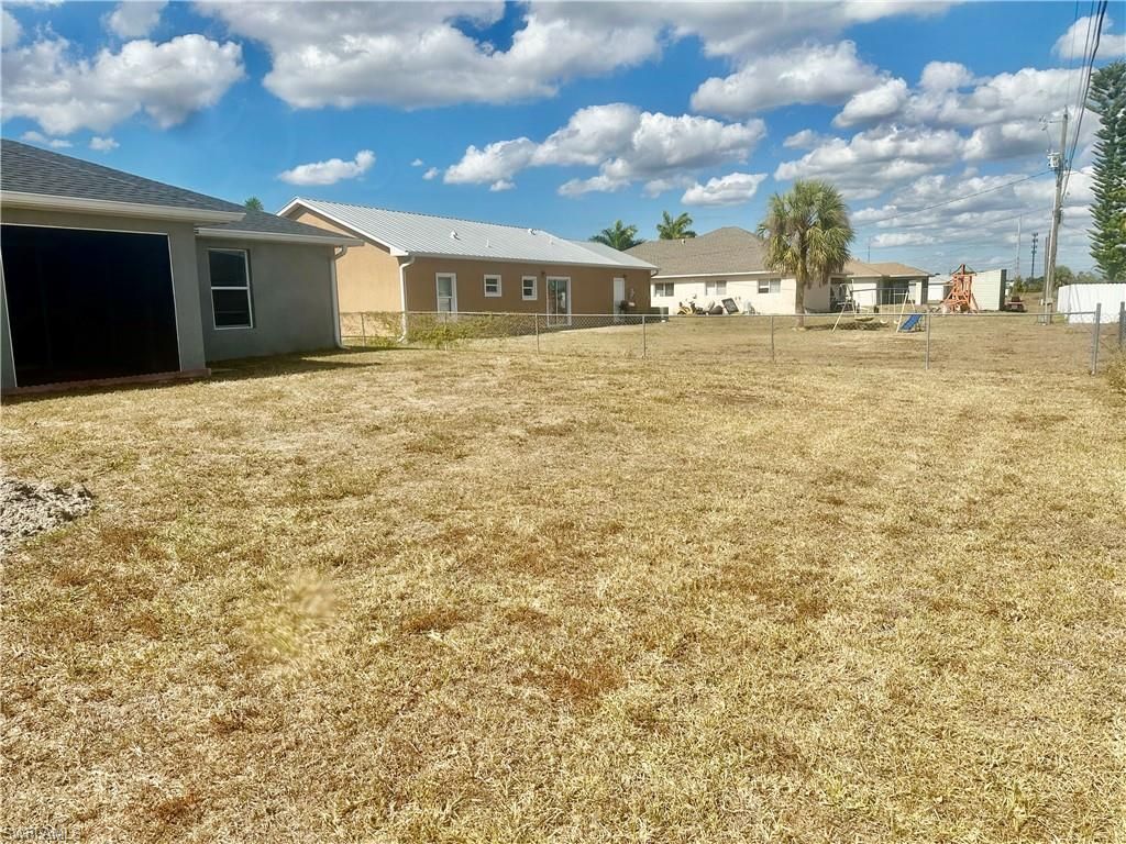 2205 NE 8th Pl, Cape Coral, FL 33909 Photo