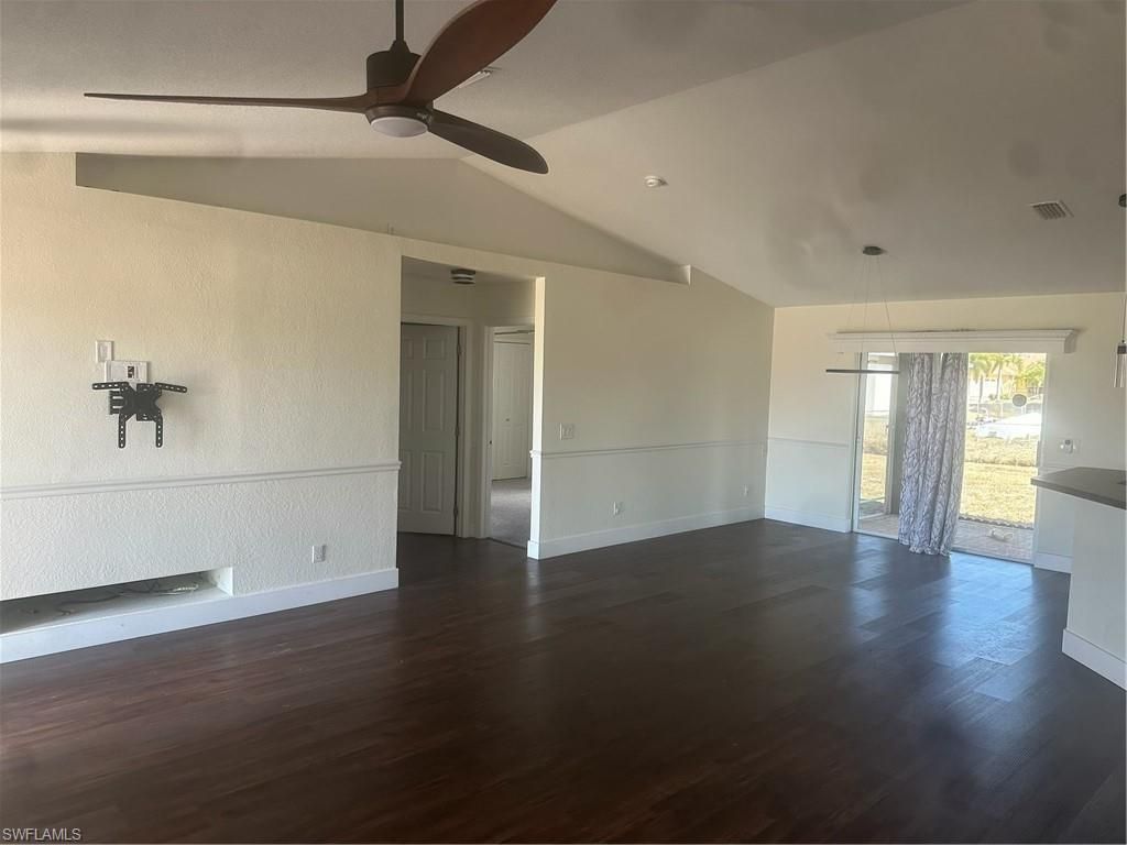 2205 NE 8th Pl, Cape Coral, FL 33909 Photo