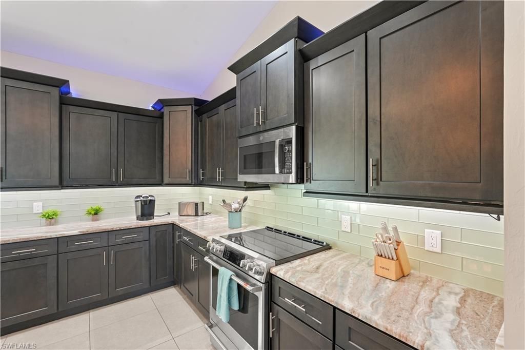2519 SW 15th Ave, Cape Coral, FL 33914 Photo
