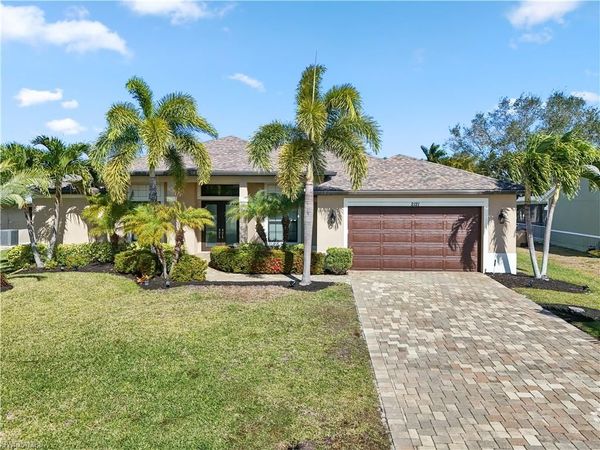 2121 SW 39th TER, CAPE CORAL, FL 33914