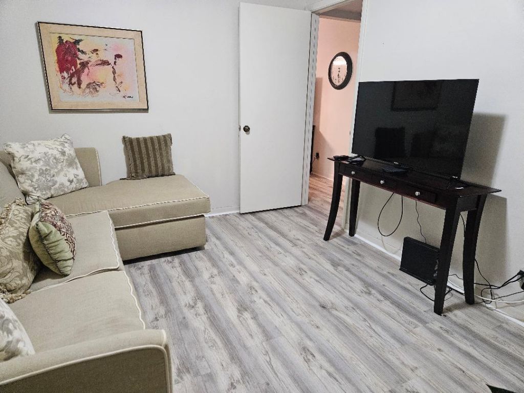 105 Lake Pine Circle, Unit B-2, Greenacres, FL 33463 Photo