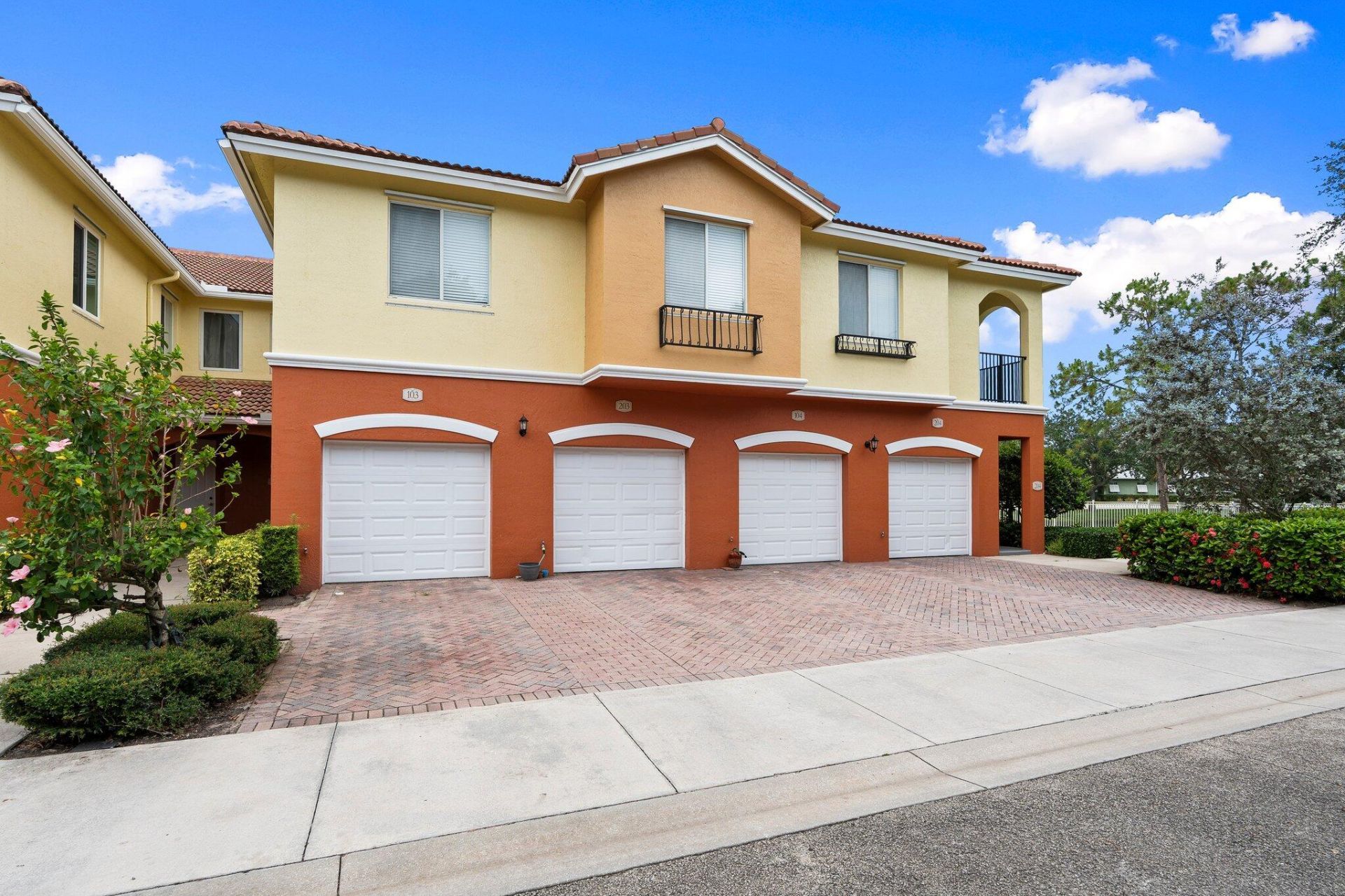 63 SE Palermo Court, Unit 203, Stuart, FL 34994 Photo